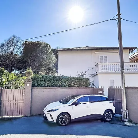 Ginevra By Interhome Moneglia