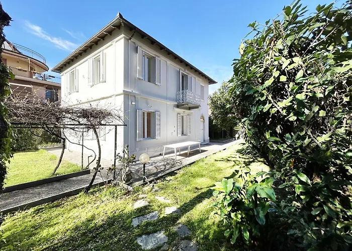 Apartment Ginevra By Interhome